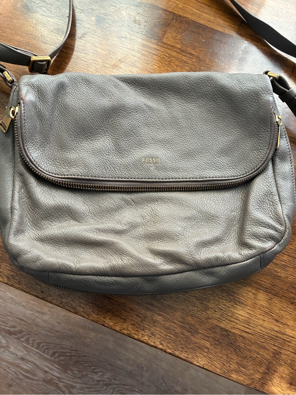 Fossil Gray Leather Crossbody Bag - Picture 3 of 16